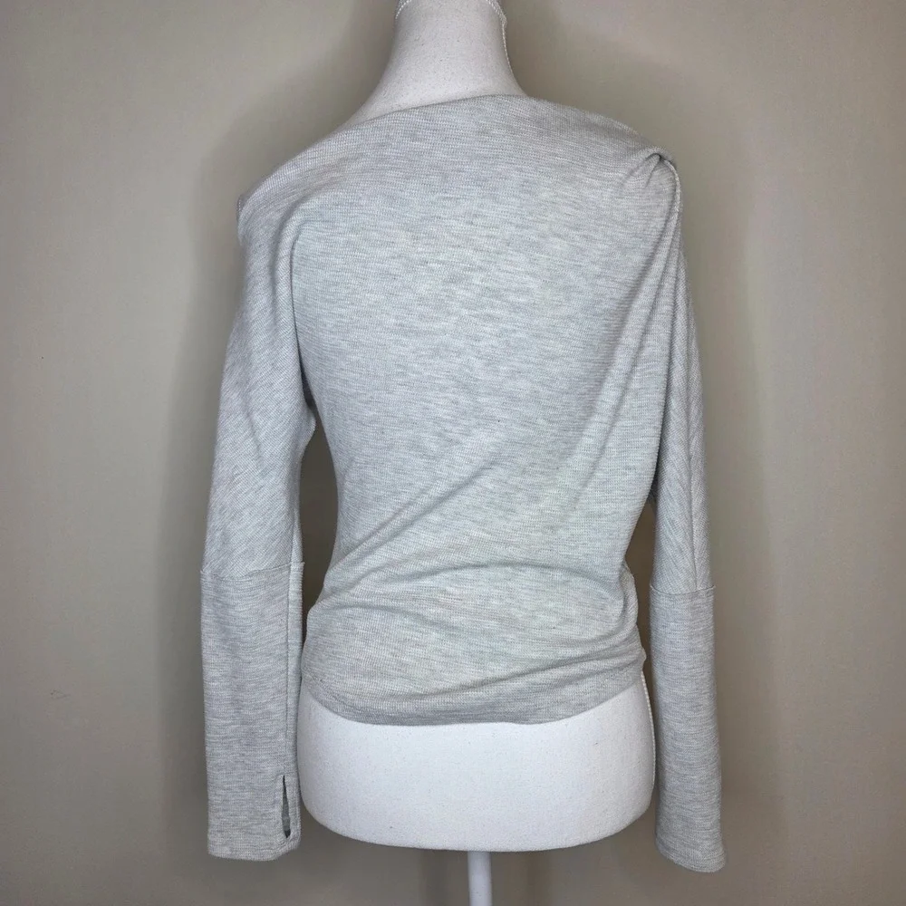 We‎ The Free Free People Light Gray Thermal Boat Neck Top Thumb Holes XS